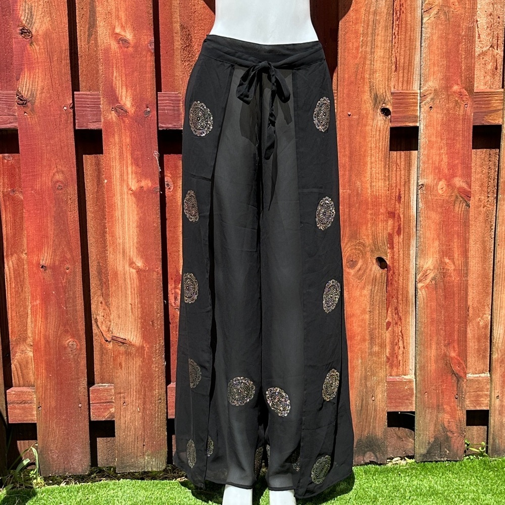 India Boutique Black Wide-Leg Pants with Gold Accents Free Size